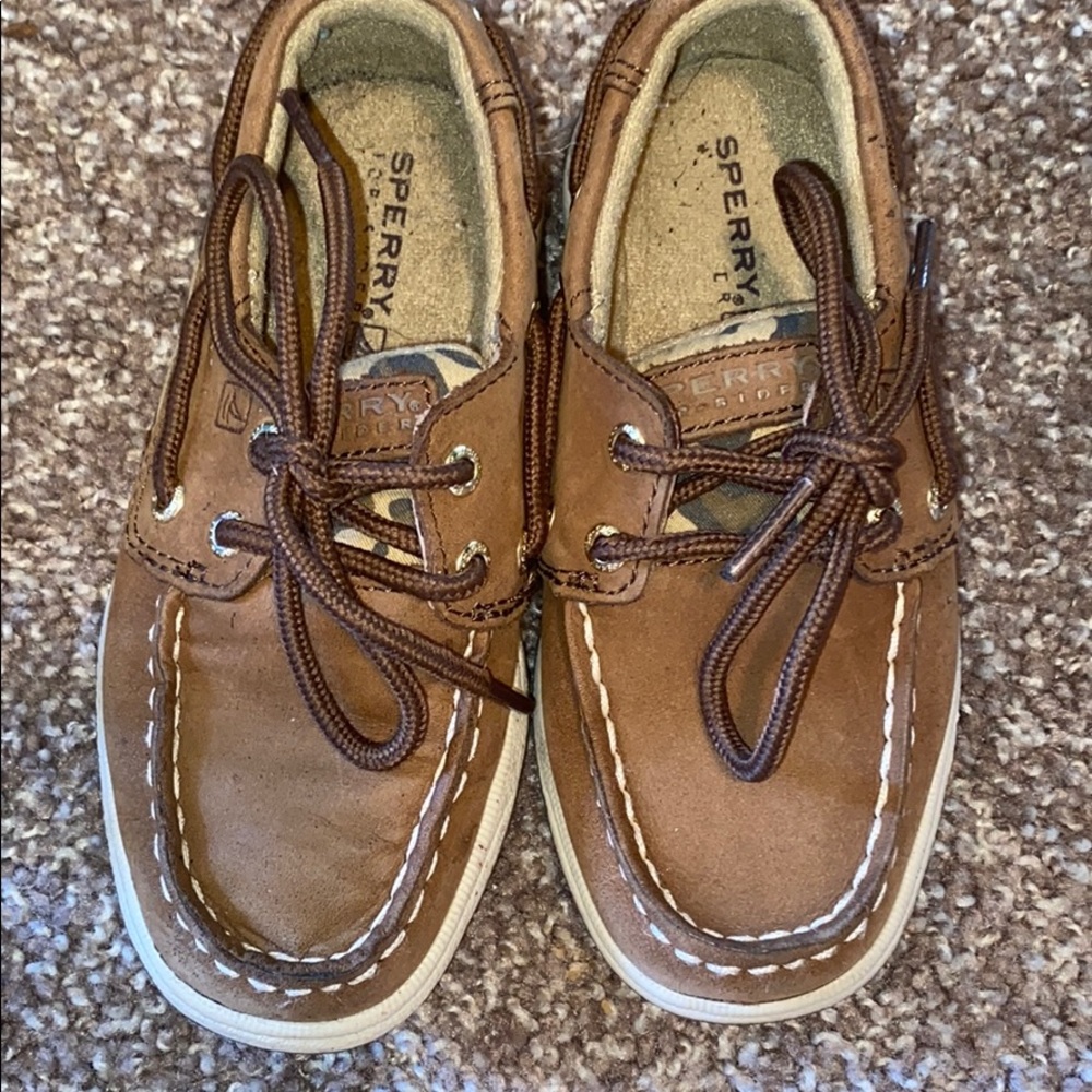 Sperry Topsiders